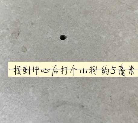 汾阳瓷砖空鼓维修公司专业解答在瓷砖铺贴过程中，如果砂料搅拌不均匀，将会带来以下问题
